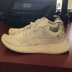 Women’s adidas NMD R2 Primeknit Size 7.5